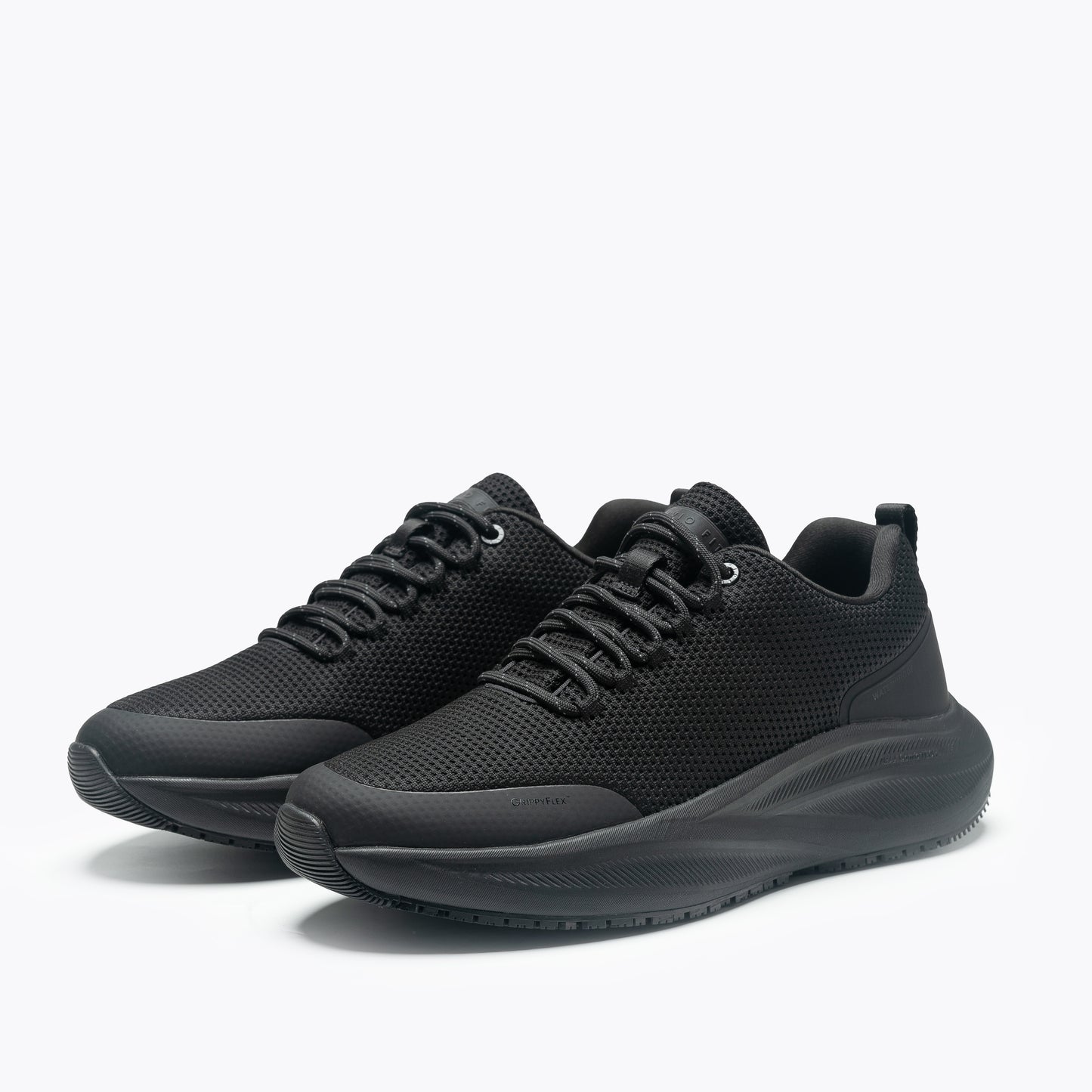 The ESSENTIAL MAX - TRIPLE BLACK
